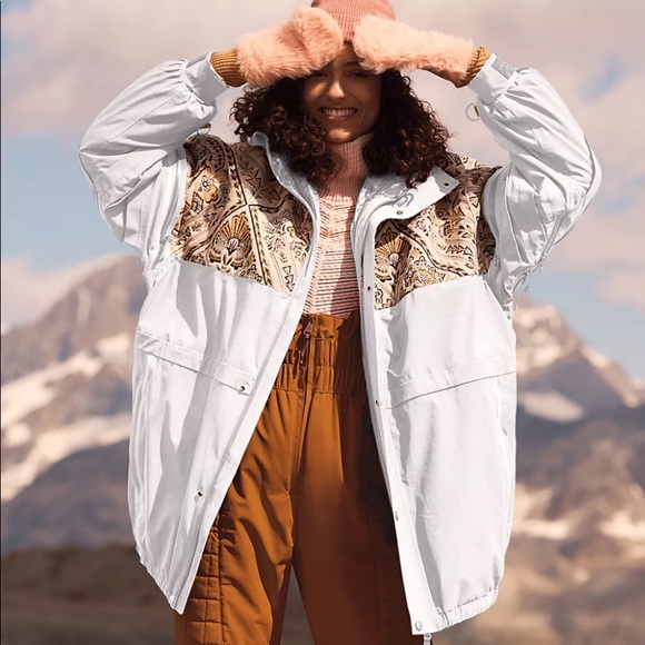 *LAST CHANCE* Free People Ski/Snowboard Jacket 🎿 🏂 - Picture 2 of 6